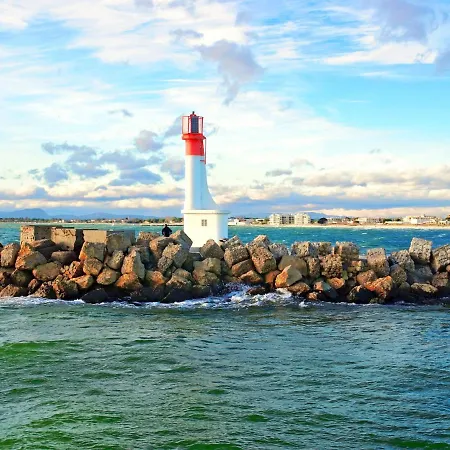 Amigos-9 By Interhome