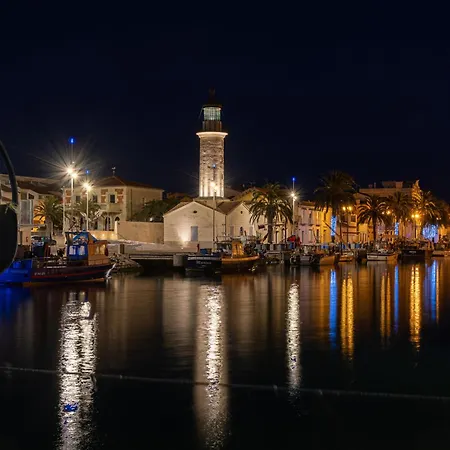 Amigos-9 By Interhome